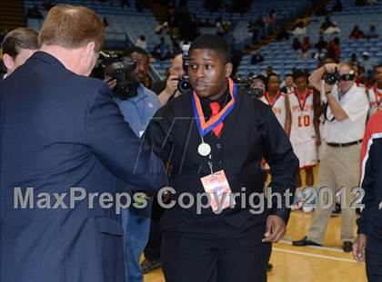 Thumbnail 3 in Winston-Salem Prep vs. Plymouth (NCHSAA 1A Final) photogallery.
