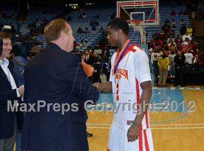 Thumbnail 2 in Winston-Salem Prep vs. Plymouth (NCHSAA 1A Final) photogallery.