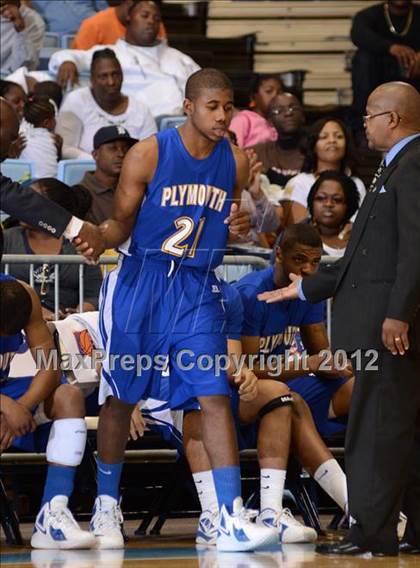 Thumbnail 2 in Winston-Salem Prep vs. Plymouth (NCHSAA 1A Final) photogallery.