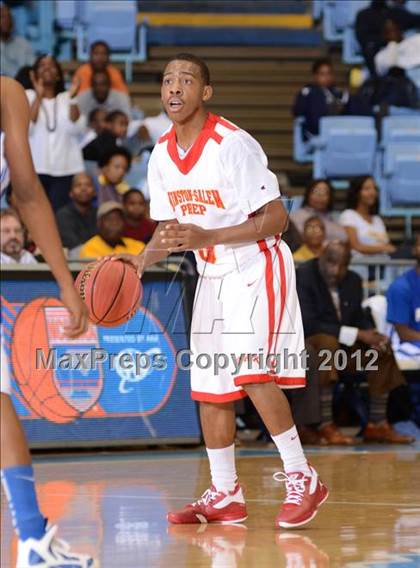 Thumbnail 1 in Winston-Salem Prep vs. Plymouth (NCHSAA 1A Final) photogallery.