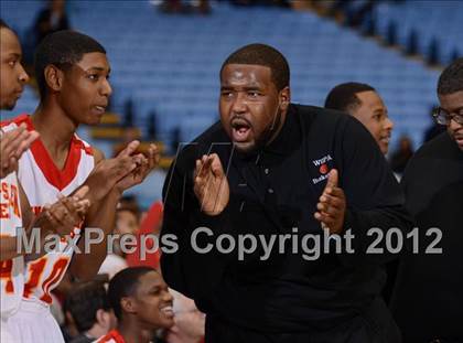 Thumbnail 2 in Winston-Salem Prep vs. Plymouth (NCHSAA 1A Final) photogallery.