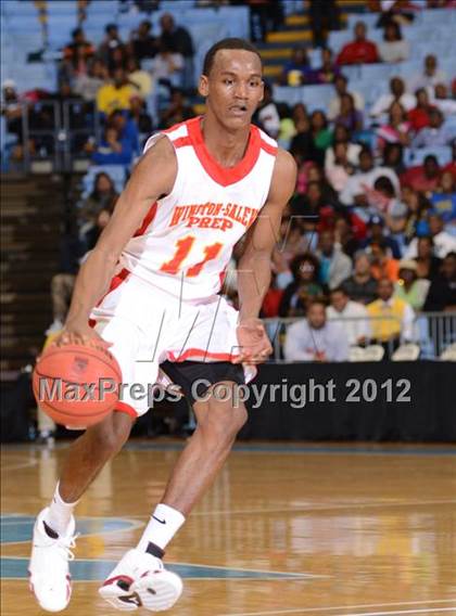 Thumbnail 3 in Winston-Salem Prep vs. Plymouth (NCHSAA 1A Final) photogallery.