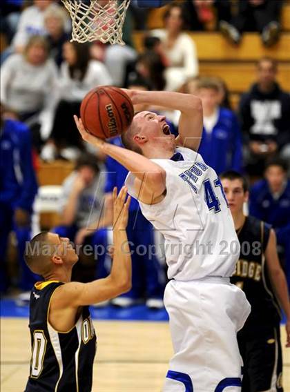 Thumbnail 3 in Oak Ridge @ Rocklin (Rocklin Holiday Classic) photogallery.