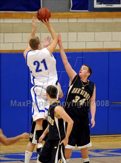 Thumbnail 1 in Oak Ridge @ Rocklin (Rocklin Holiday Classic) photogallery.