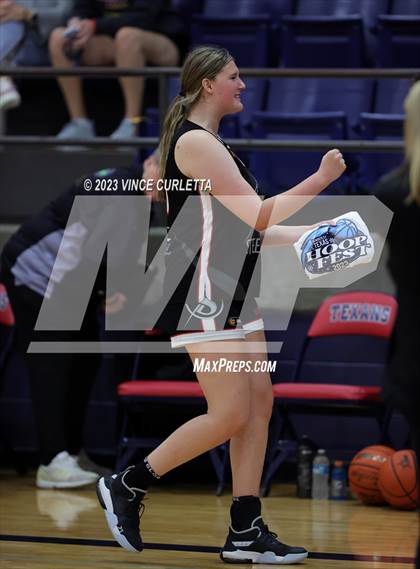Thumbnail 1 in Western Port (Australia) @ Wimberley (Wimberley Hoopfest) photogallery.