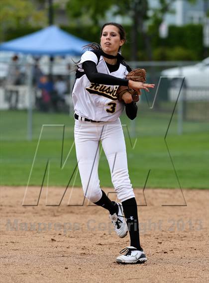 Thumbnail 1 in Tracy vs. Hughson (Nor Cal Classic) photogallery.