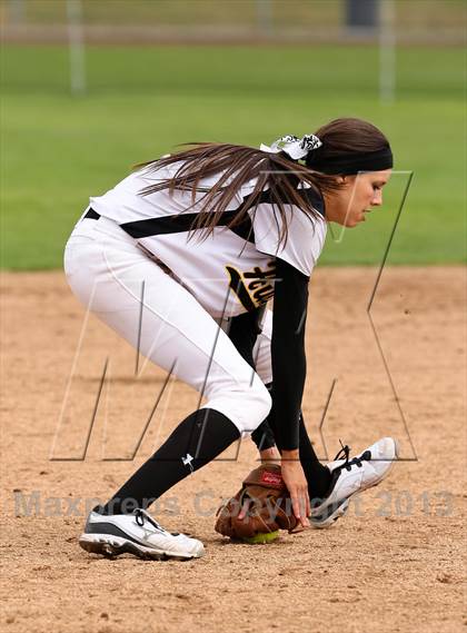 Thumbnail 1 in Tracy vs. Hughson (Nor Cal Classic) photogallery.