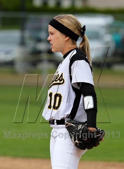 Thumbnail 2 in Tracy vs. Hughson (Nor Cal Classic) photogallery.