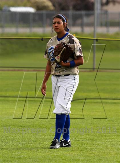 Thumbnail 3 in Clovis vs Enochs (Nor Cal Classic) photogallery.