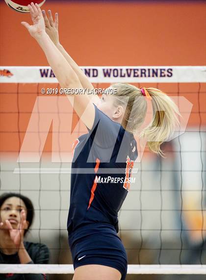 Thumbnail 1 in Liberty vs Wakeland photogallery.