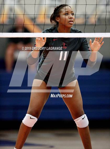 Thumbnail 3 in Liberty vs Wakeland photogallery.