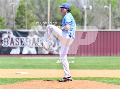 Thumbnail 1 in Newkirk @ Depew photogallery.