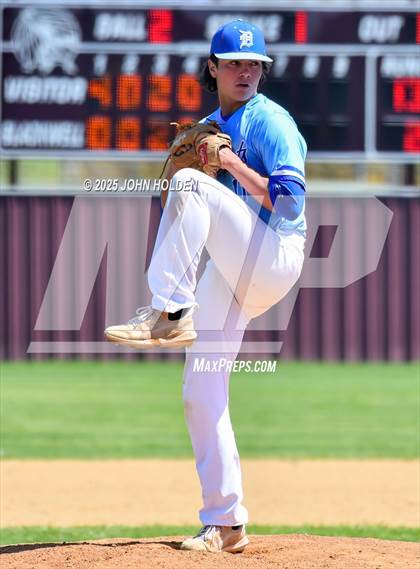 Thumbnail 2 in Newkirk @ Depew photogallery.