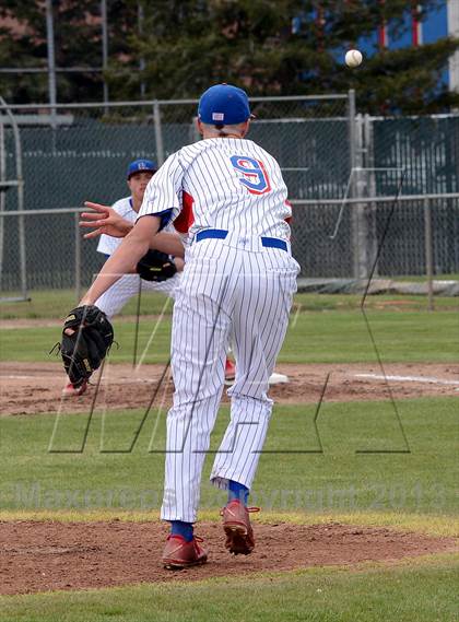 Thumbnail 3 in Reed vs Reno (NIAA D1 Northern Region Playoff) photogallery.