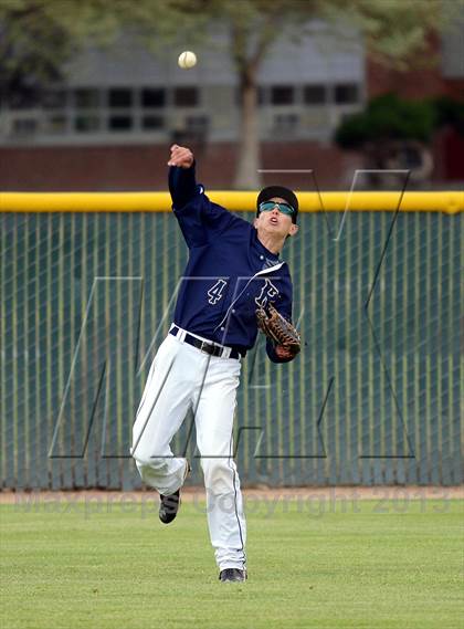 Thumbnail 2 in Reed vs Reno (NIAA D1 Northern Region Playoff) photogallery.