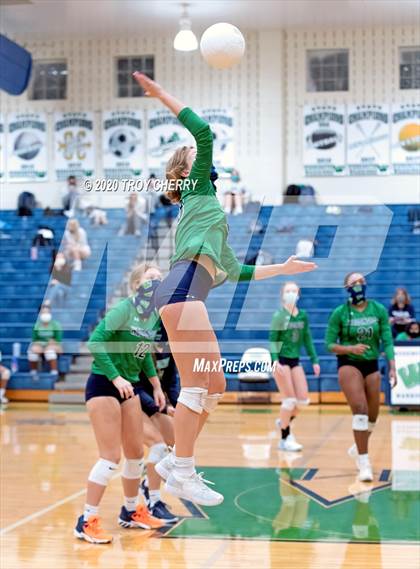 Thumbnail 2 in Weddington vs Monroe photogallery.