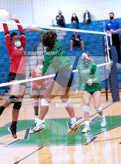 Thumbnail 3 in Weddington vs Monroe photogallery.