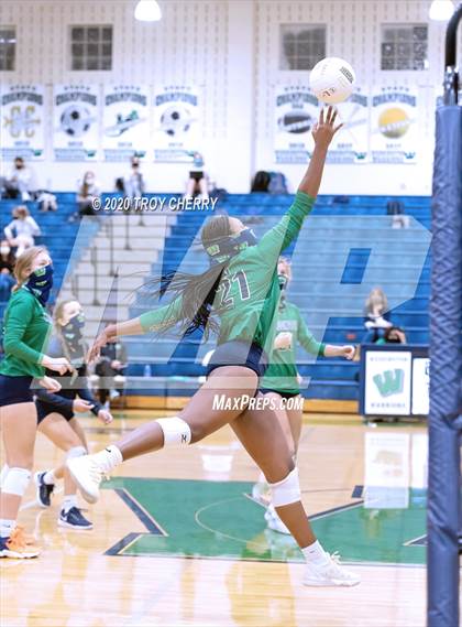 Thumbnail 2 in Weddington vs Monroe photogallery.