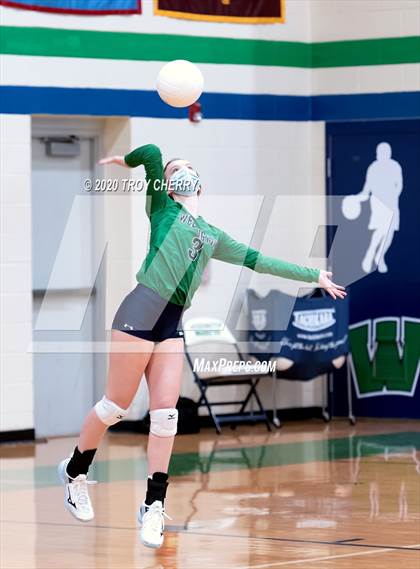 Thumbnail 3 in Weddington vs Monroe photogallery.