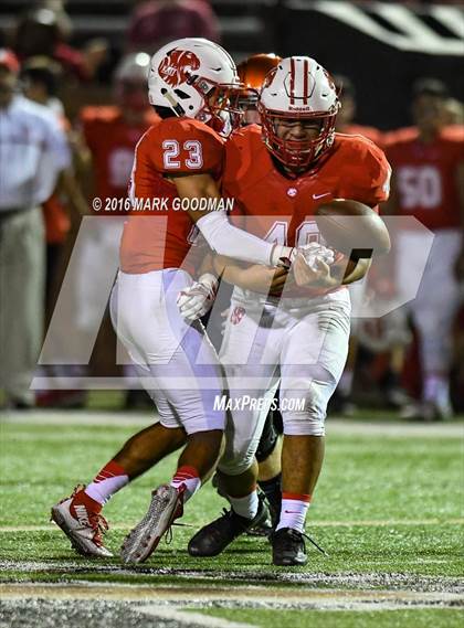 Thumbnail 3 in Seven Lakes @ Katy photogallery.