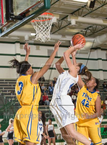 Thumbnail 3 in Mansfield Summit vs. Jacksonville photogallery.
