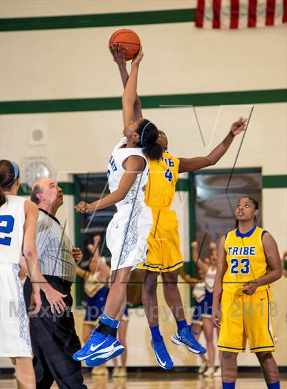 Thumbnail 2 in Mansfield Summit vs. Jacksonville photogallery.