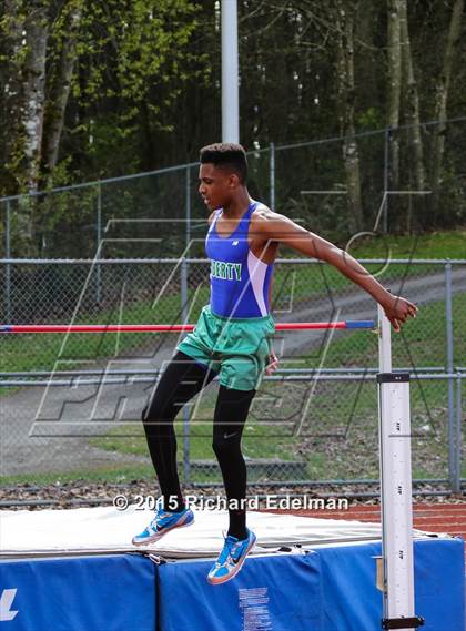 Thumbnail 3 in Liberty Invitational photogallery.