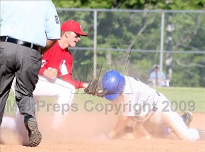 Thumbnail 2 in Covington Catholic vs Beechwood (35th District Championship) photogallery.