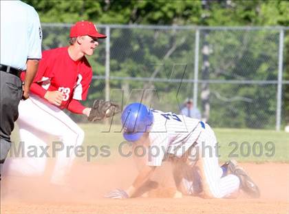Thumbnail 3 in Covington Catholic vs Beechwood (35th District Championship) photogallery.