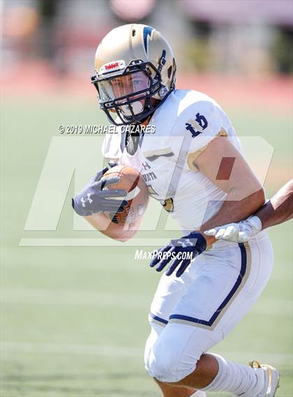 Thumbnail 1 in Notre Dame (SO) vs. Desert Vista (Honor Bowl) photogallery.