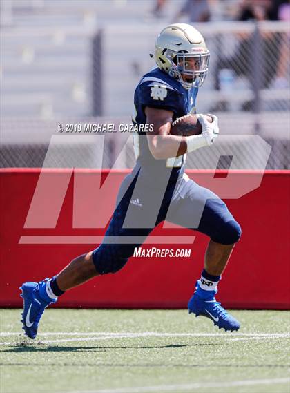 Thumbnail 1 in Notre Dame (SO) vs. Desert Vista (Honor Bowl) photogallery.
