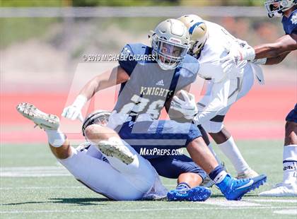 Thumbnail 1 in Notre Dame (SO) vs. Desert Vista (Honor Bowl) photogallery.