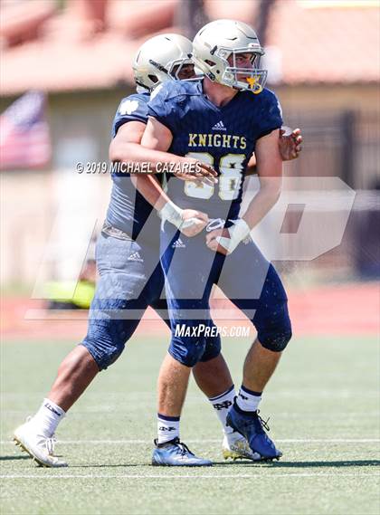 Thumbnail 3 in Notre Dame (SO) vs. Desert Vista (Honor Bowl) photogallery.