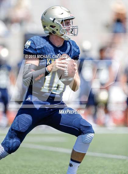 Thumbnail 3 in Notre Dame (SO) vs. Desert Vista (Honor Bowl) photogallery.