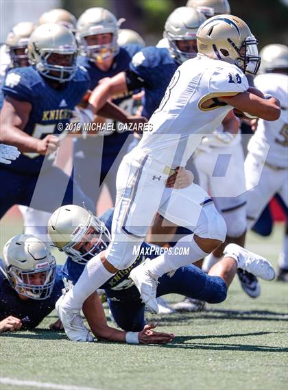 Thumbnail 2 in Notre Dame (SO) vs. Desert Vista (Honor Bowl) photogallery.