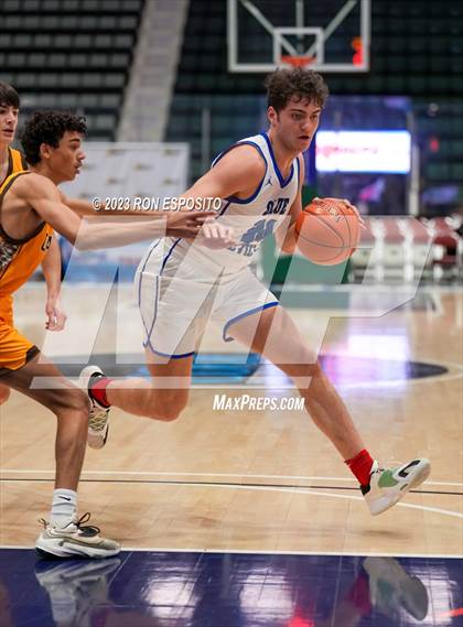 Thumbnail 1 in Canton vs Haldane (NYSPHSAA Class C Semifinal) photogallery.
