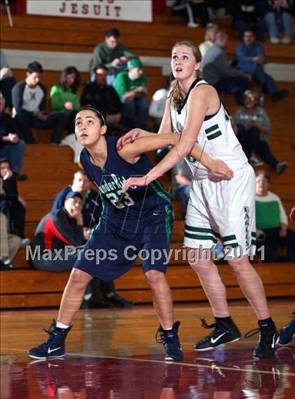 Thumbnail 3 in ThunderRidge vs Pine Creek (Regis Holiday Classic) photogallery.