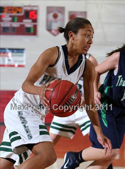 Thumbnail 3 in ThunderRidge vs Pine Creek (Regis Holiday Classic) photogallery.