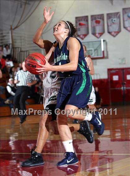 Thumbnail 2 in ThunderRidge vs Pine Creek (Regis Holiday Classic) photogallery.
