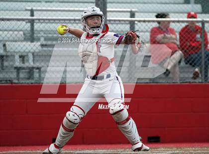 Thumbnail 3 in Midway vs Mansfield Legacy (UIL Regional Quarterfinal) photogallery.