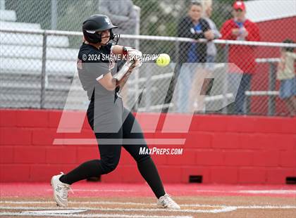 Thumbnail 2 in Midway vs Mansfield Legacy (UIL Regional Quarterfinal) photogallery.