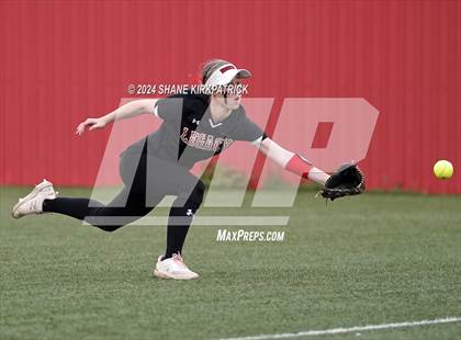 Thumbnail 1 in Midway vs Mansfield Legacy (UIL Regional Quarterfinal) photogallery.