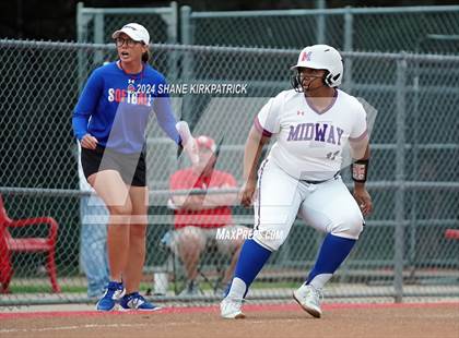 Thumbnail 2 in Midway vs Mansfield Legacy (UIL Regional Quarterfinal) photogallery.