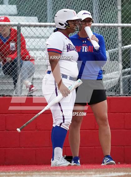 Thumbnail 3 in Midway vs Mansfield Legacy (UIL Regional Quarterfinal) photogallery.