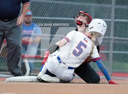 Thumbnail 1 in Midway vs Mansfield Legacy (UIL Regional Quarterfinal) photogallery.