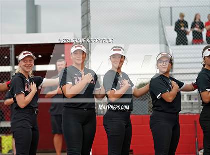 Thumbnail 1 in Midway vs Mansfield Legacy (UIL Regional Quarterfinal) photogallery.