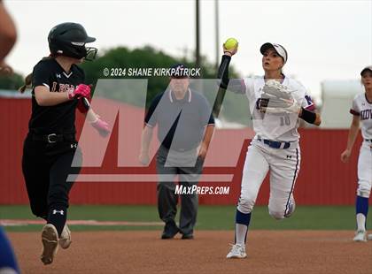 Thumbnail 2 in Midway vs Mansfield Legacy (UIL Regional Quarterfinal) photogallery.