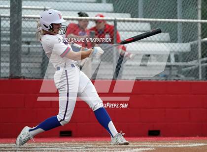 Thumbnail 1 in Midway vs Mansfield Legacy (UIL Regional Quarterfinal) photogallery.