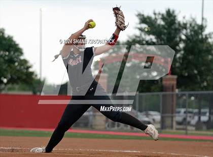 Thumbnail 3 in Midway vs Mansfield Legacy (UIL Regional Quarterfinal) photogallery.