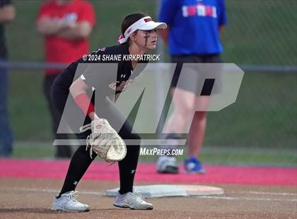 Thumbnail 2 in Midway vs Mansfield Legacy (UIL Regional Quarterfinal) photogallery.
